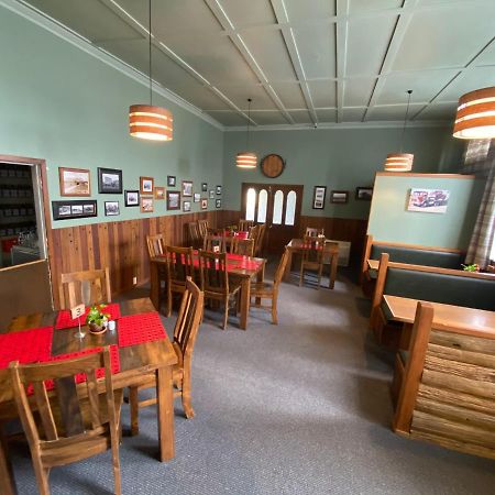 Wheels And Reels Accommodation Mossburn Экстерьер фото